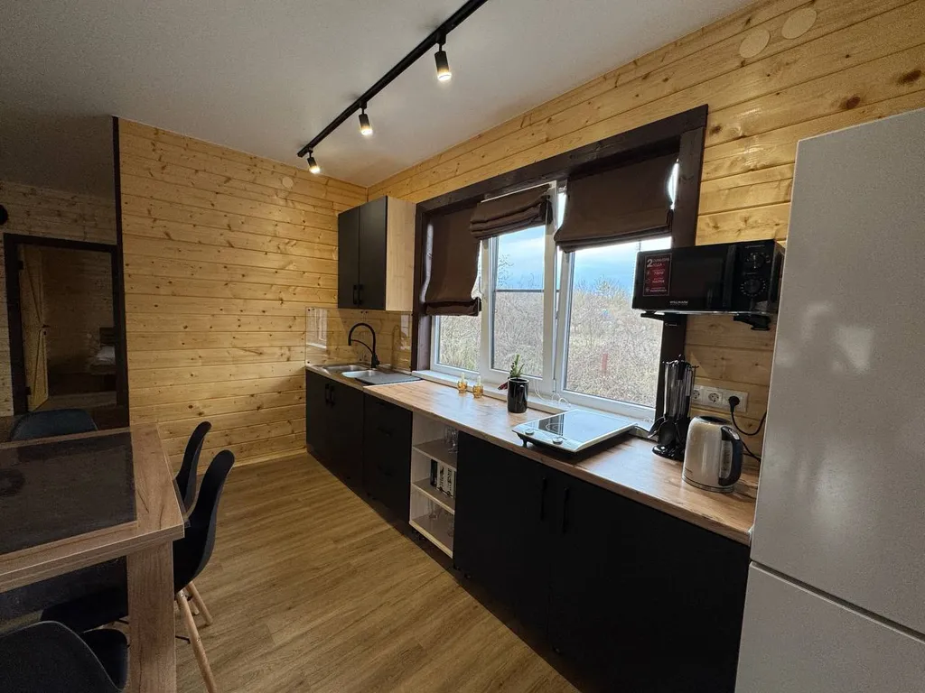 Коттедж Дом Солнца в предгорье Кавказа — Северская