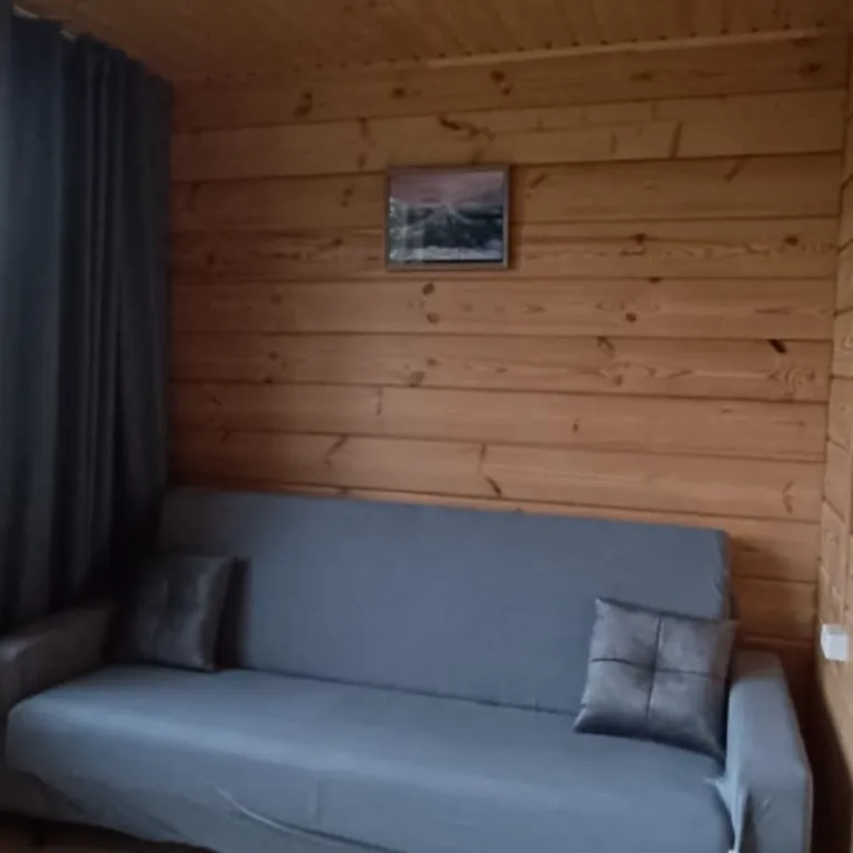 Дома для отдыха "Ипиней" С видами на домашние вулканы, город, бухту