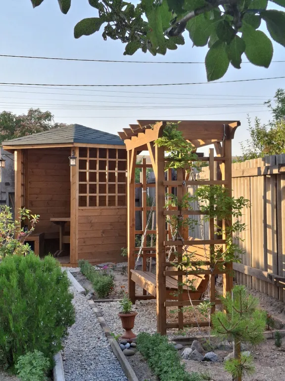 Домик с отдельным входом двумя комнатами кухней