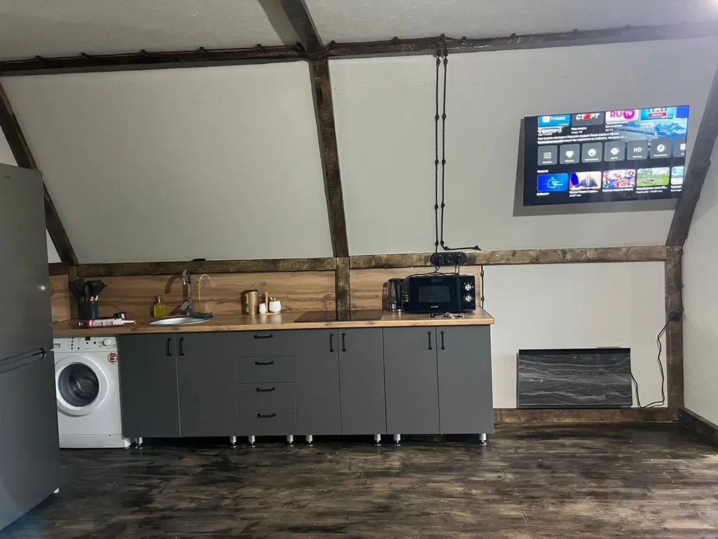 Уютный коттедж в живописной горной долине