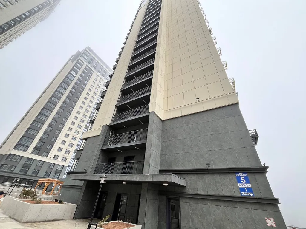 Квартира в новострое с видом на город