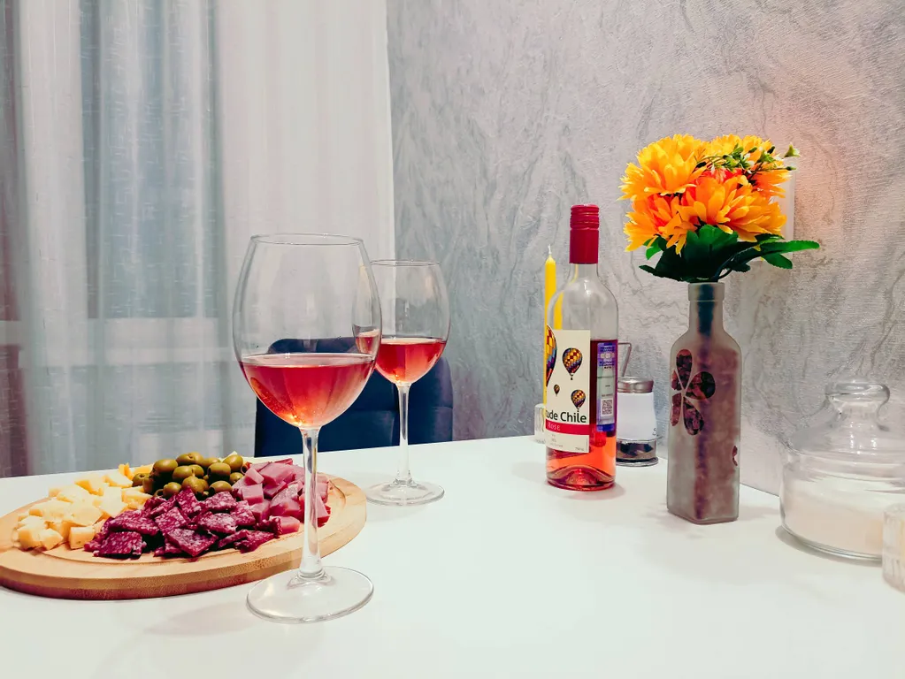 Уютная квартира с хорошим ремонтом в новом доме ЖК Легенды Моря