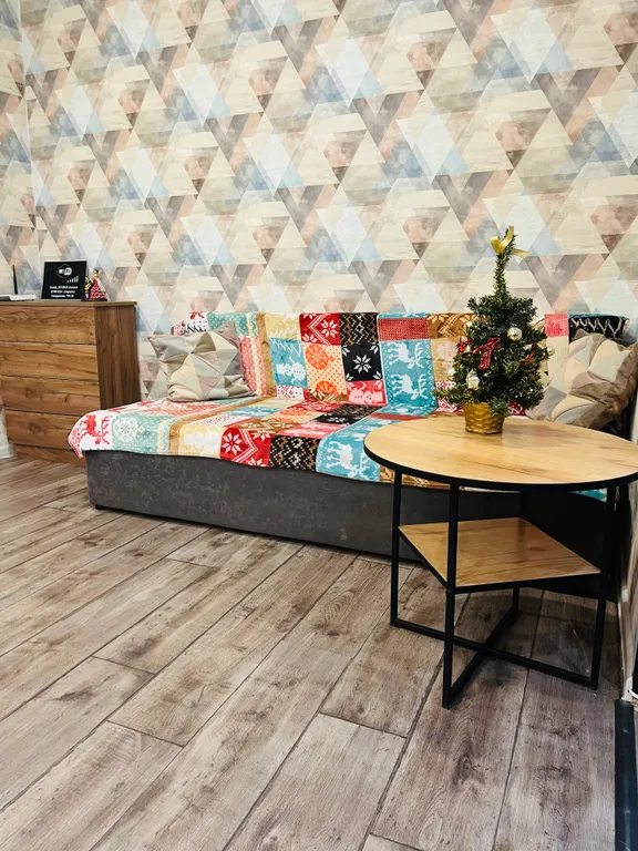 Уютная гавань у стен аквариума