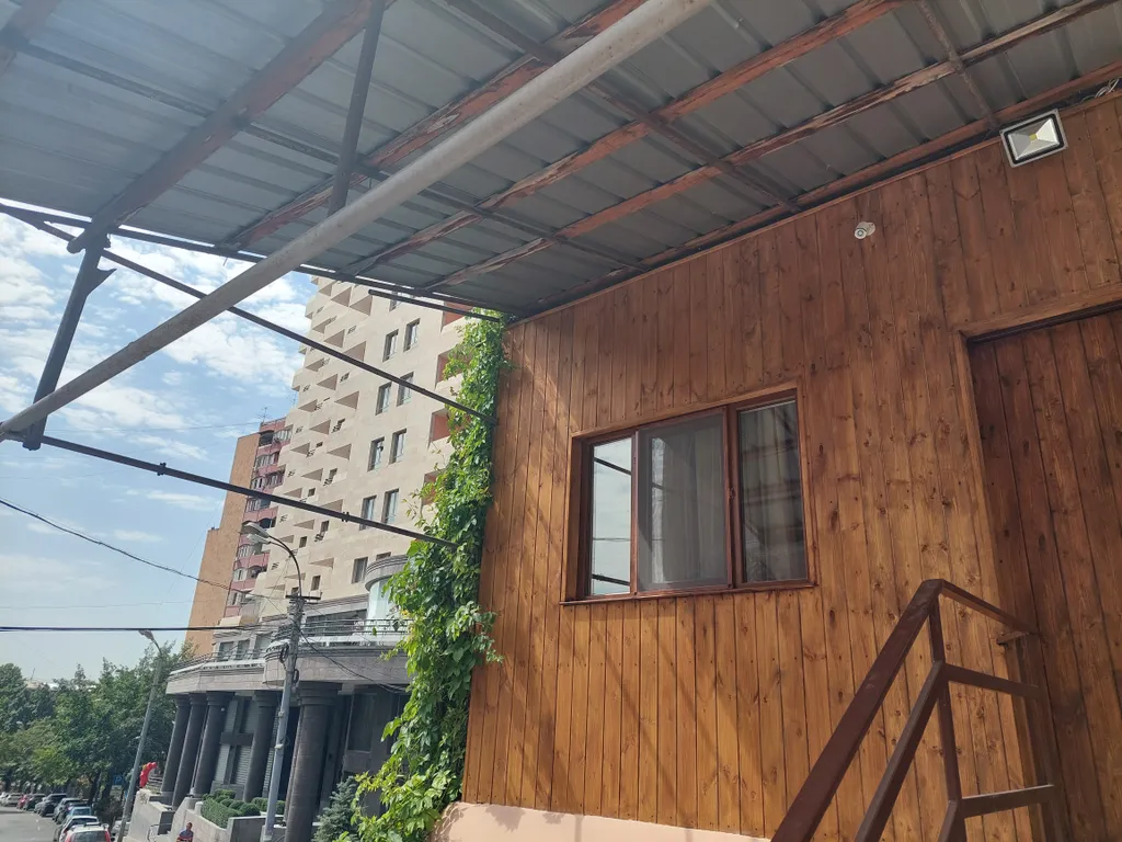 Уютный домик в центре