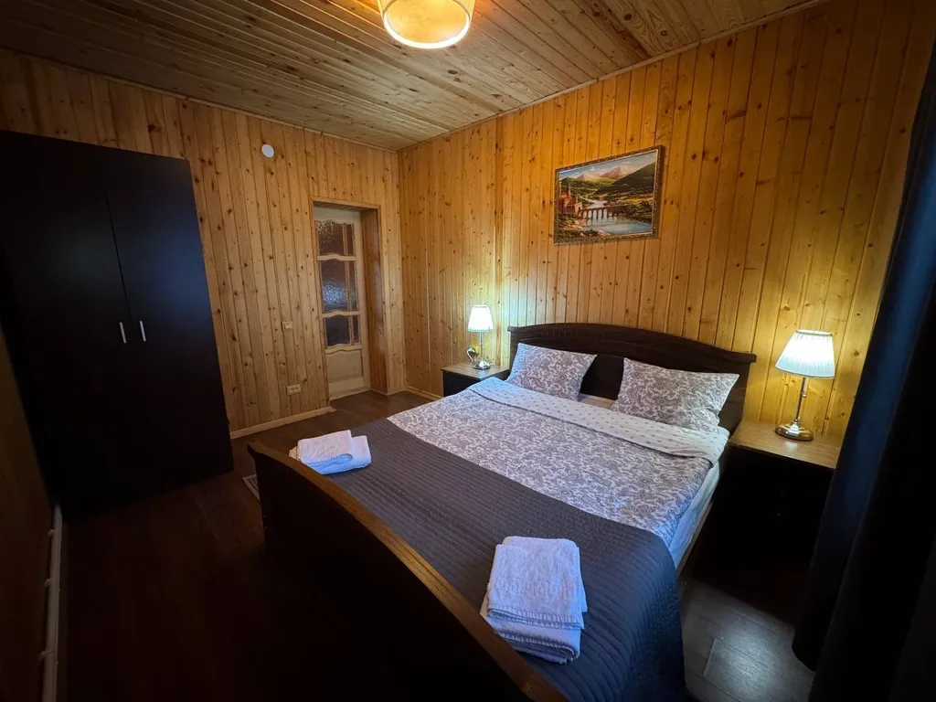 Коттедж Коттедж с двумя спальнями с видом на горы — Архыз