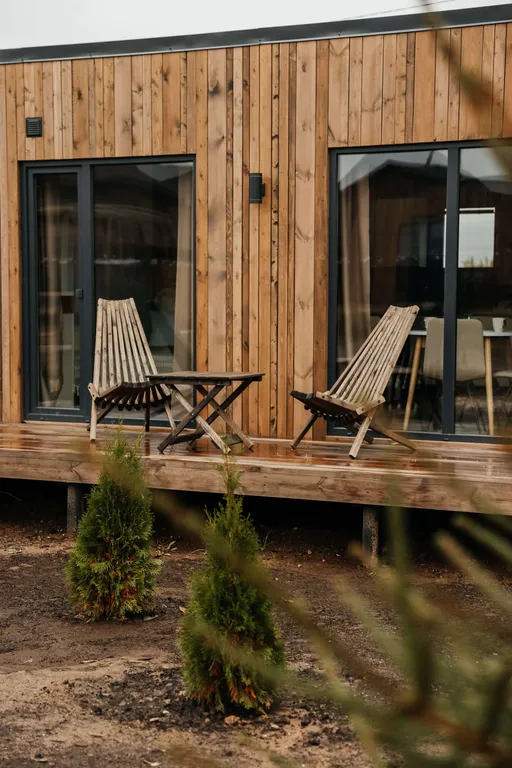 Коттедж Уютный глэмпинг для компании (6 отдельных домиков + территория) — Конаково