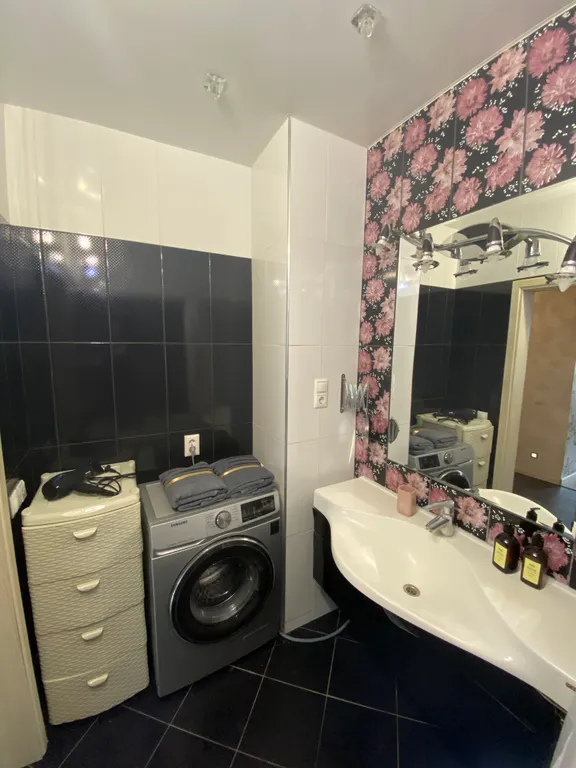 Просторная квартира в 4 минутах ходьбы от моря