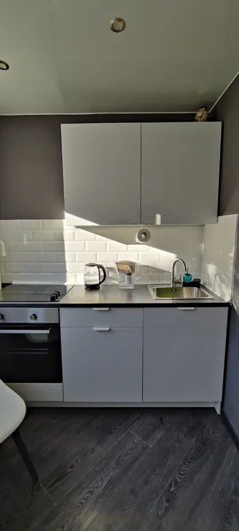 Квартира Комфортабельная квартира у ДК имени Римского-Корсакова — Тихвин