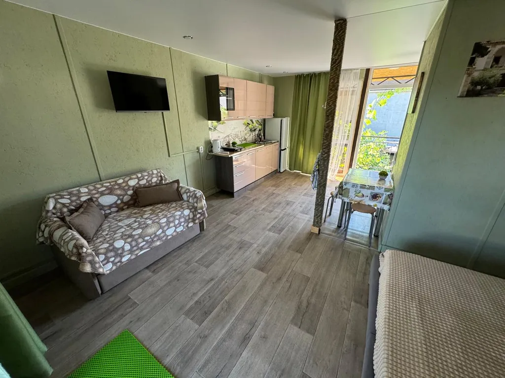 Шикарная студия у моря с 2 балконами