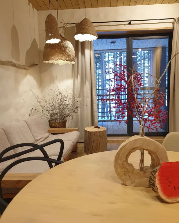 Семейный номер комфорт 3 ком. вид на озеро и парк