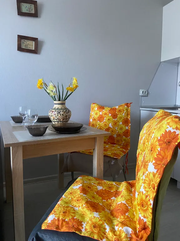 У леса, с ремонтом и 2 кроватями Переезжайте с одним чемоданом!