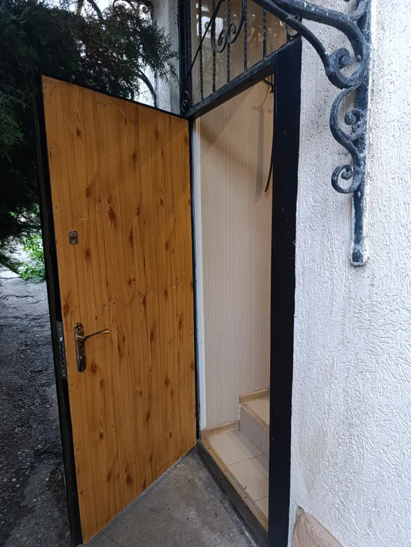 Однушка на Красноармейской у Нарзанной галереи и Колоннады