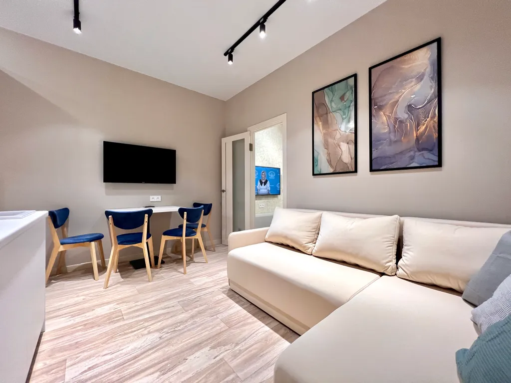 Апартамент у моря с балконом