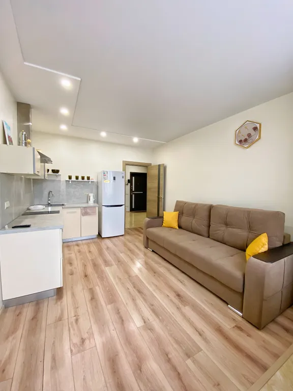 Уютная двухкомнатная квартира с видом на город