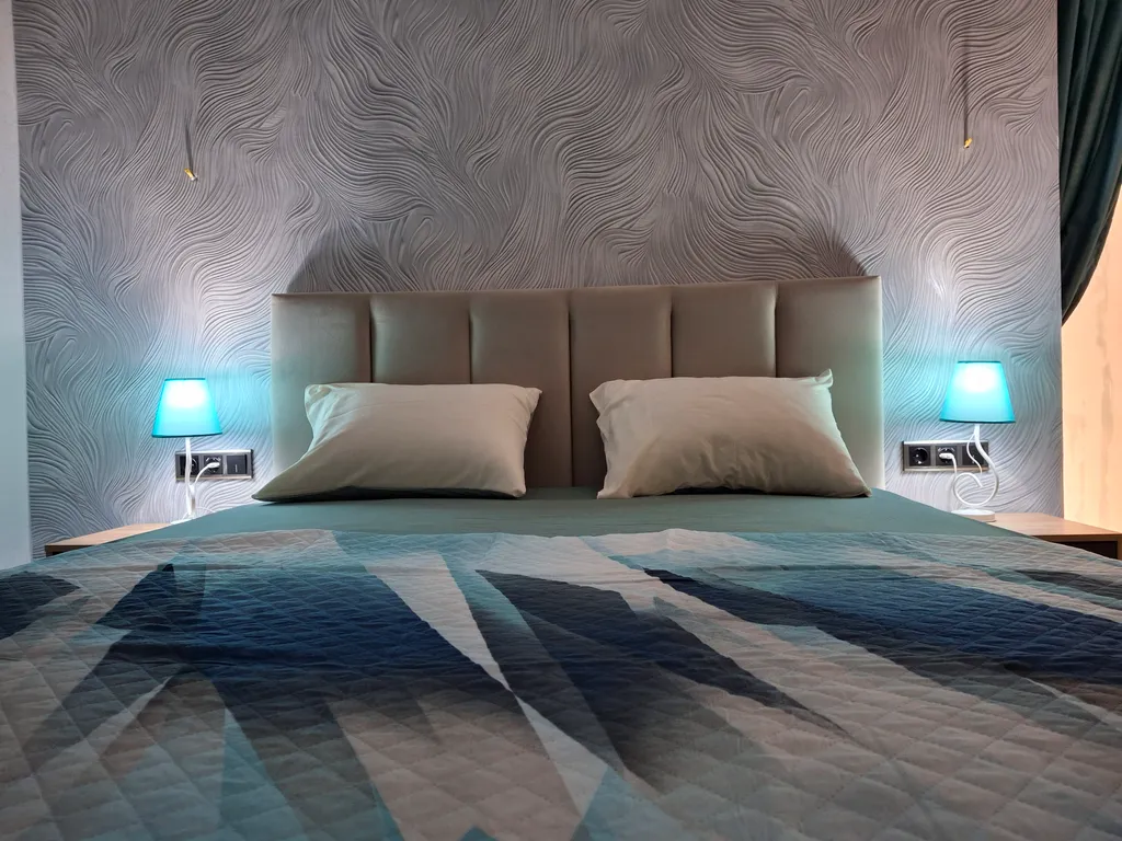 Семейный двухкомнатный люкс с балконом 15