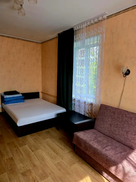 Теплая, солнечная квартира в центре города