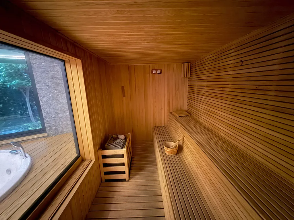 SA Apartments! Luxury 2bd Flat 150m to the Beach