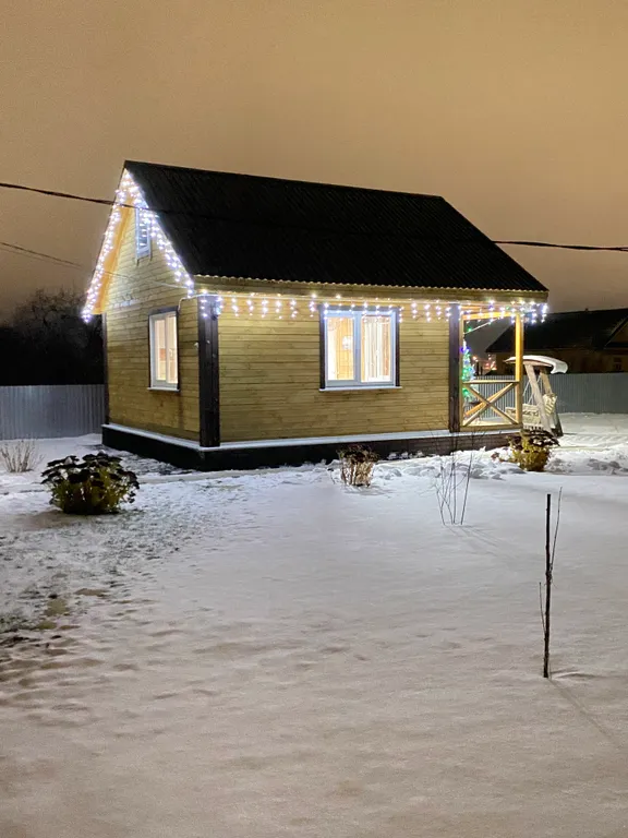 Уютный деревянный домик