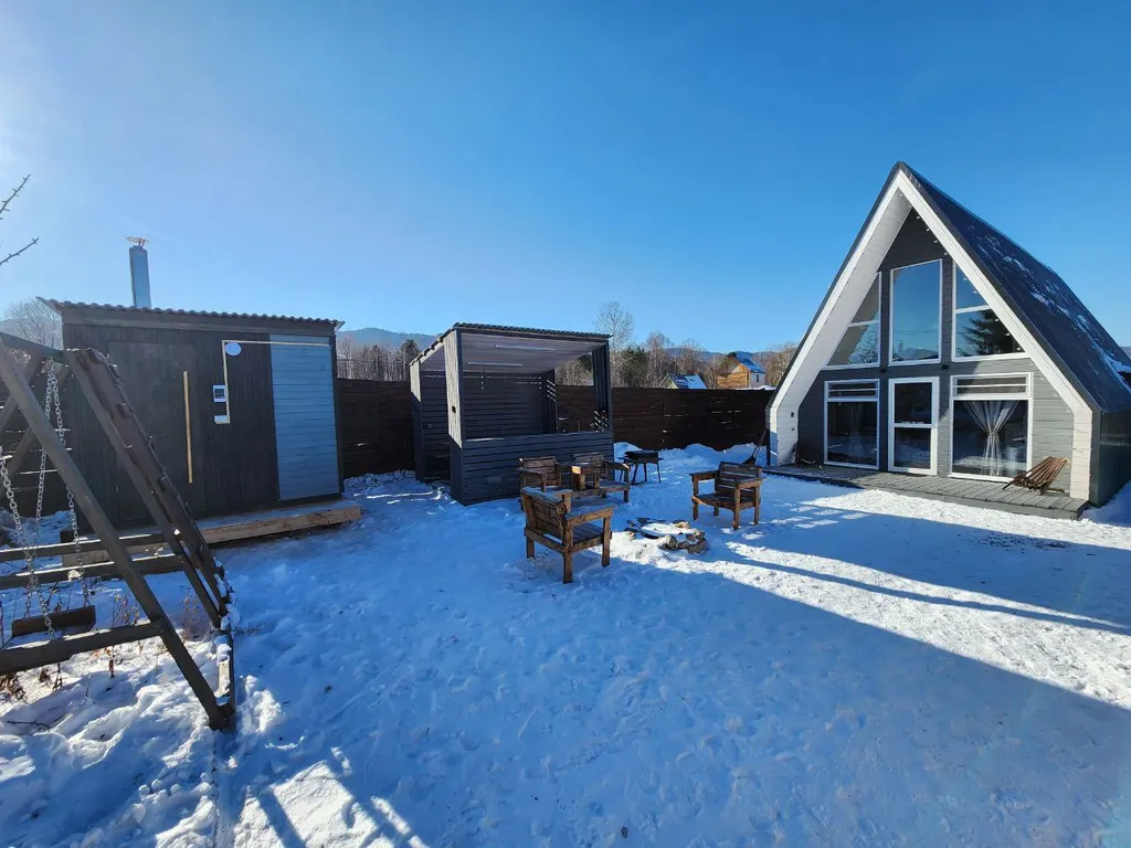 Коттедж с видом на гору