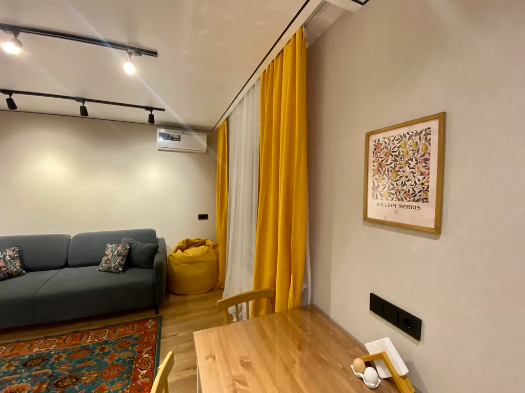 Квартира на набережной центра города