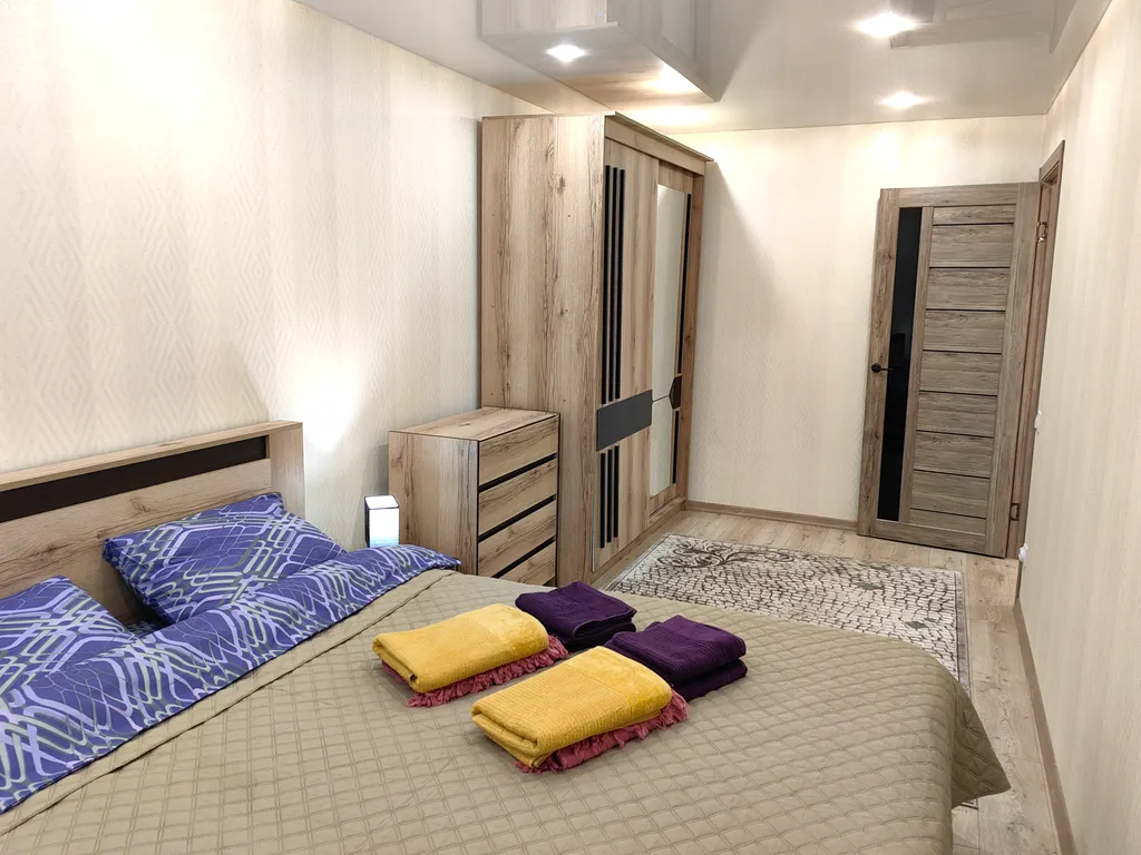 Квартира в центре города, Полярные зори