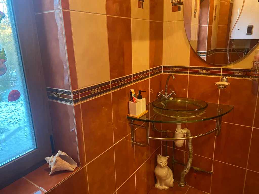 Коттедж Домик с теплым бaссейном и баней — Малые Горки