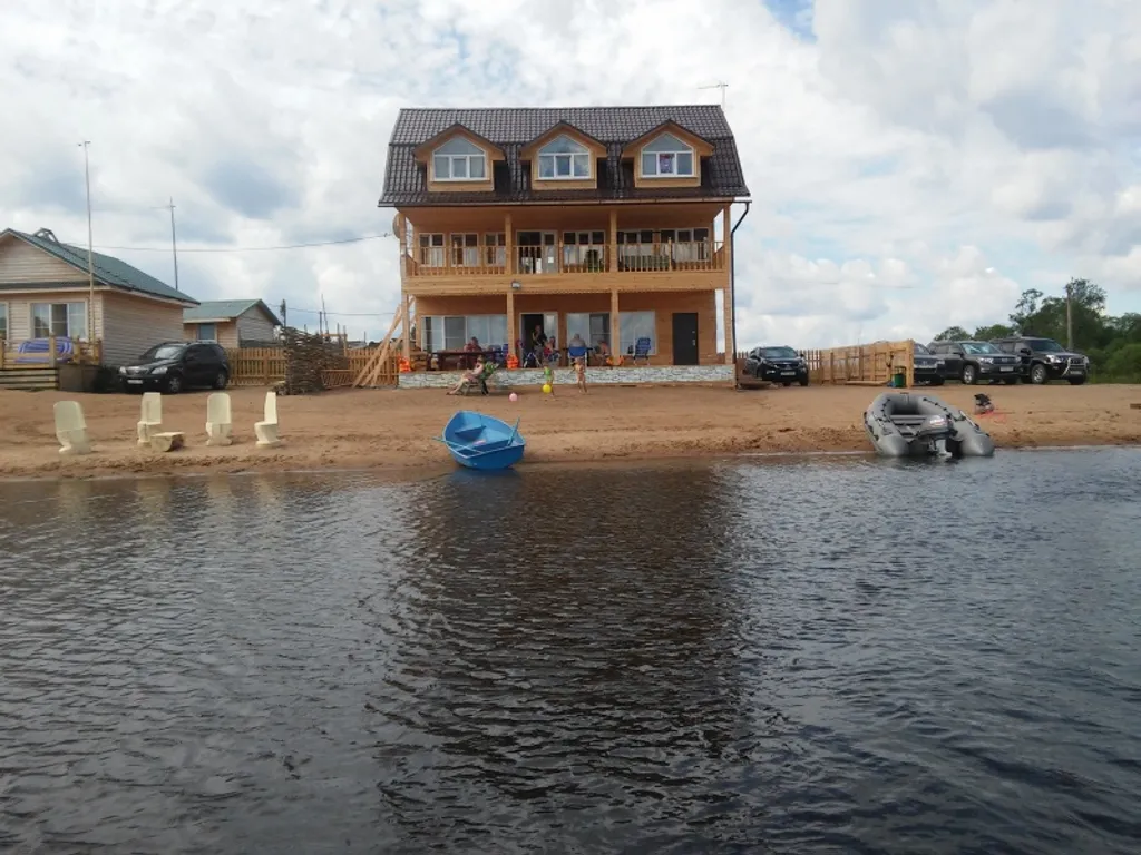 Коттедж Дом для большой компании на берегу озера — аренда посуточно в Могилево