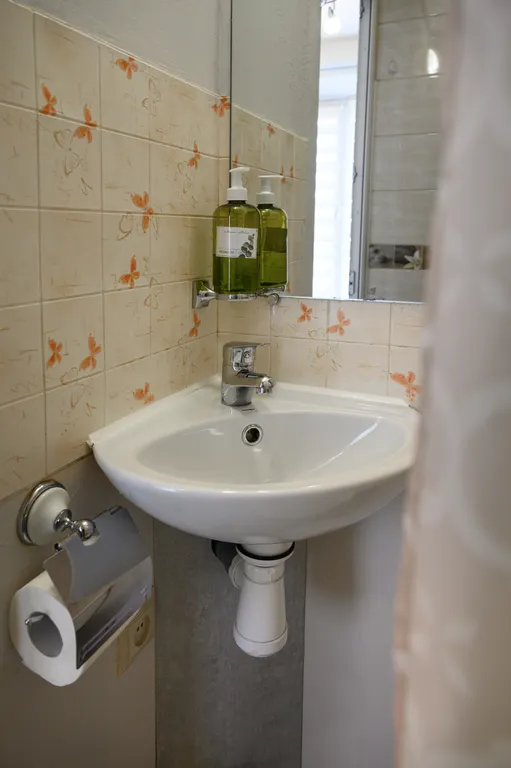 Светлая студия, рядом пляжи и парк Дубки