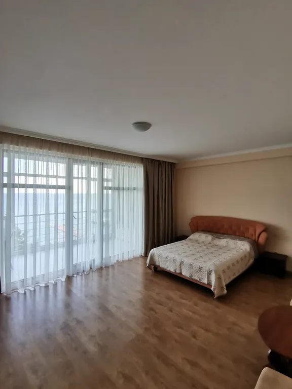 Квартира Видовые апартаменты — аренда посуточно в Ливадия