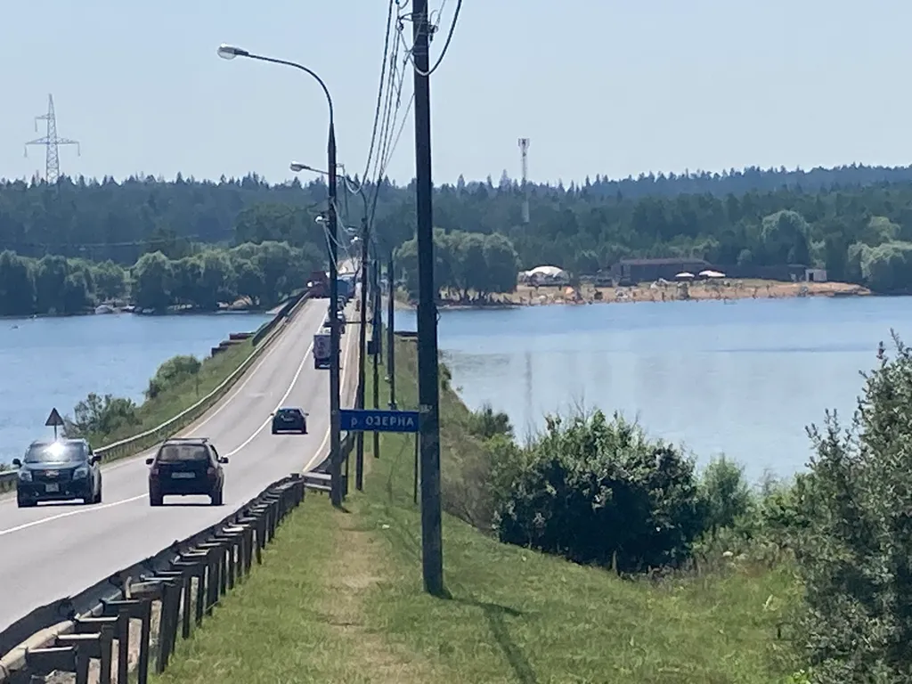 Уютная двухуровневая квартира возле водохранилища со всеми удобствам…