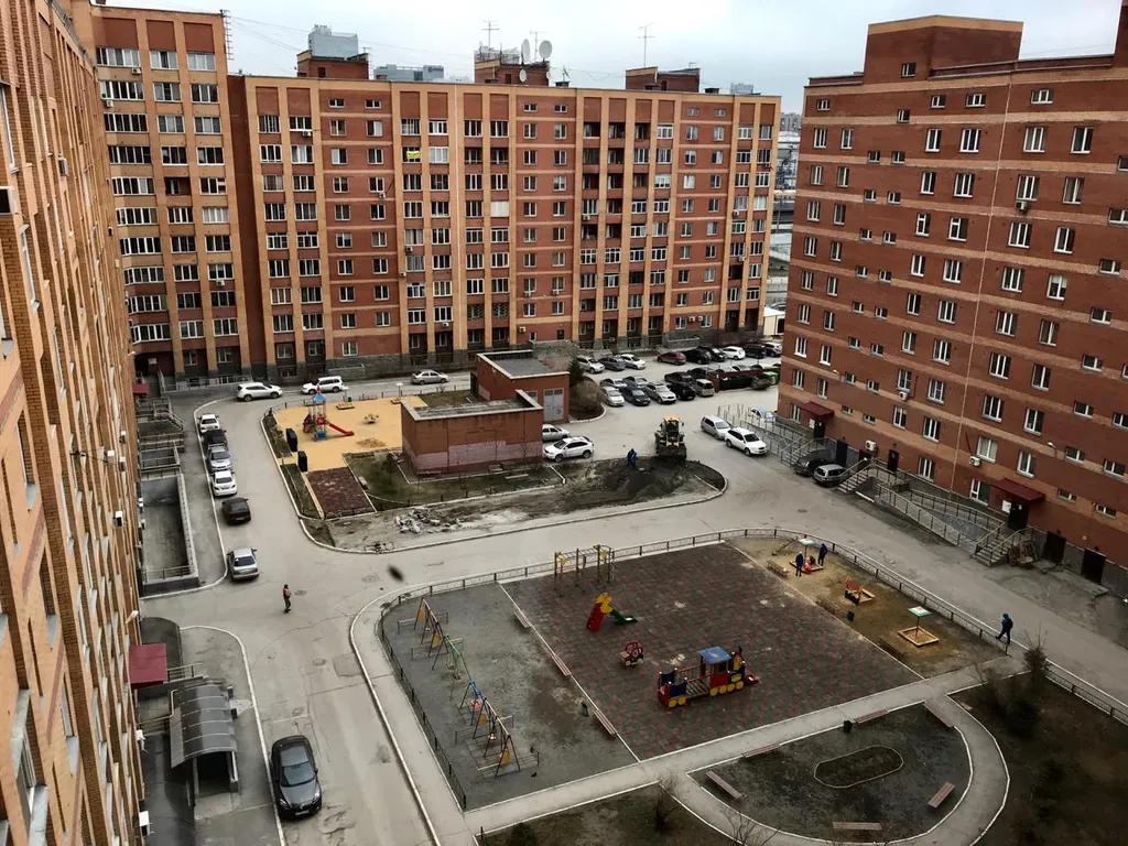 Квартира Квартира Трёшка с видом на реку, аквапарк, зоопарк, больницу — Новосибирск