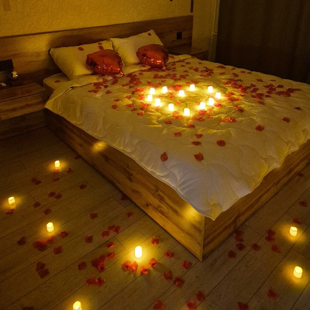 Вариант оформления комнаты для романтика/ номера для новобрачных