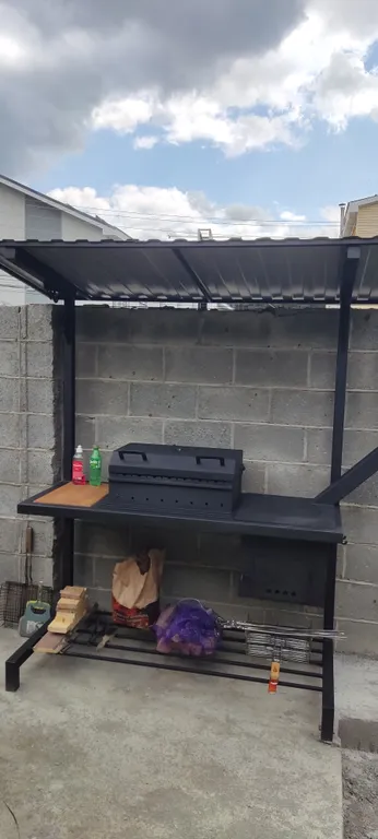 Дом с камином и баней в центре