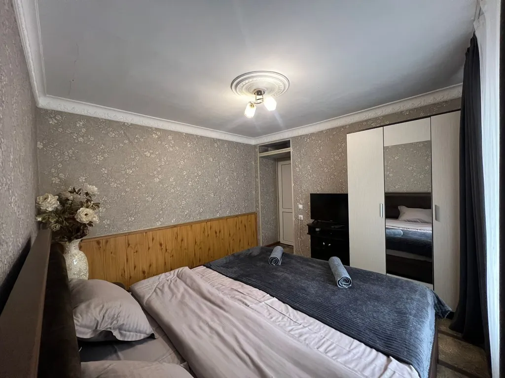 Дом с мангальной зоной  в самом центре города