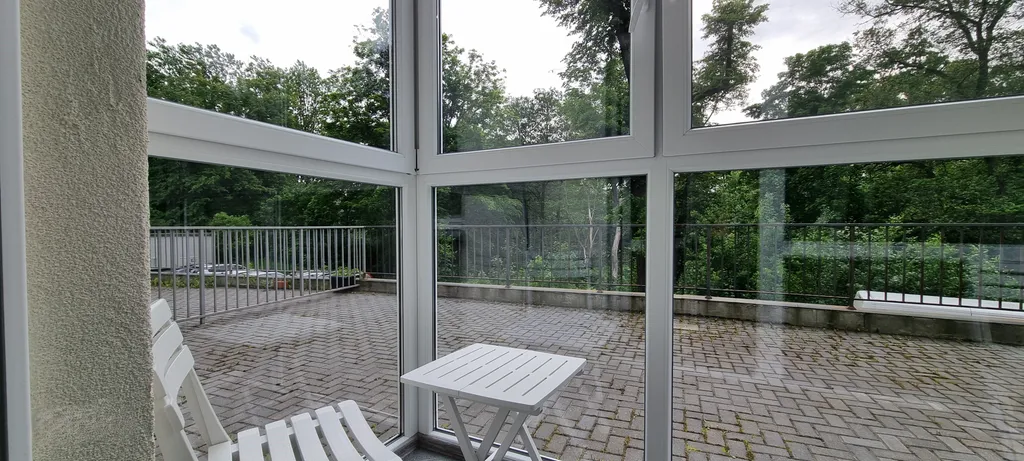 Двухкомнатный апартамент в центре с террасой