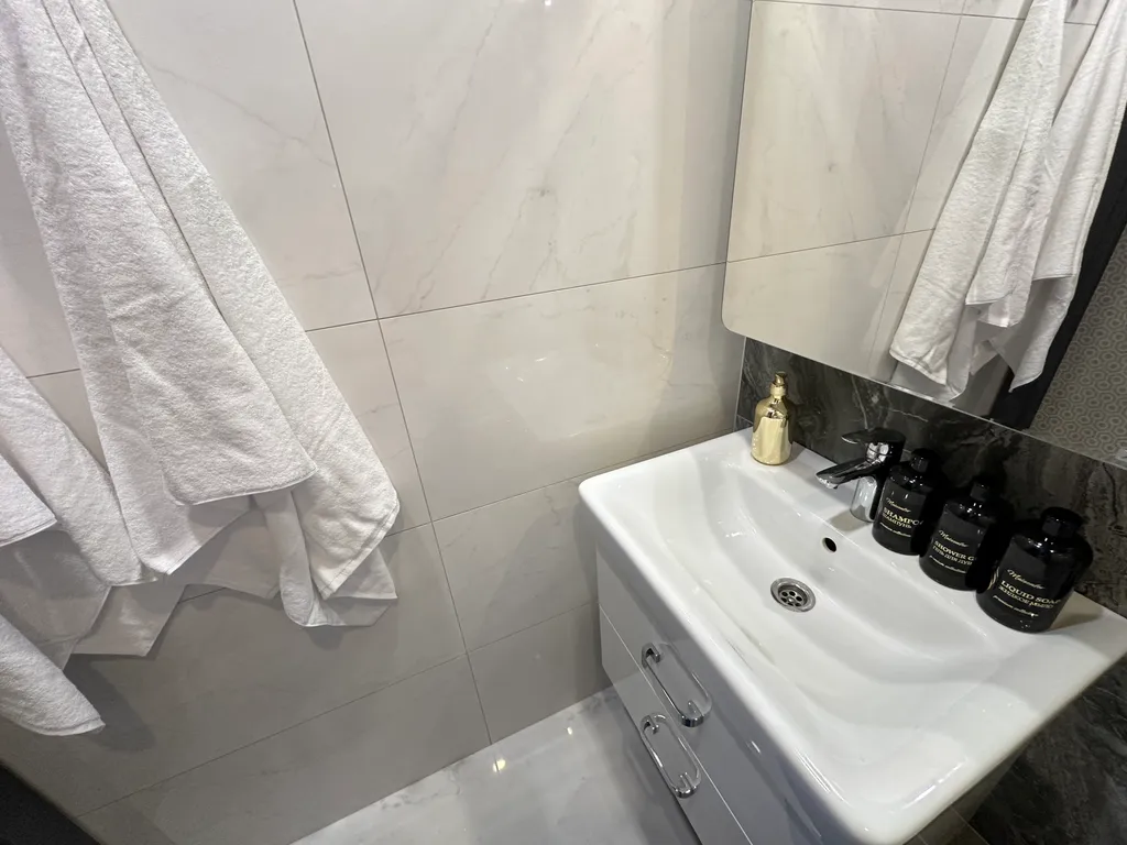 Большая 2-комнатная квартира для вашего проживания и отдыха