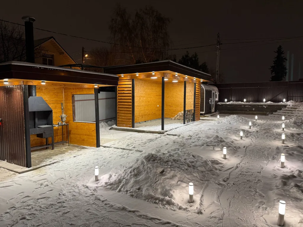 Двухэтажный дом с баней на дровах и мангальной зоной