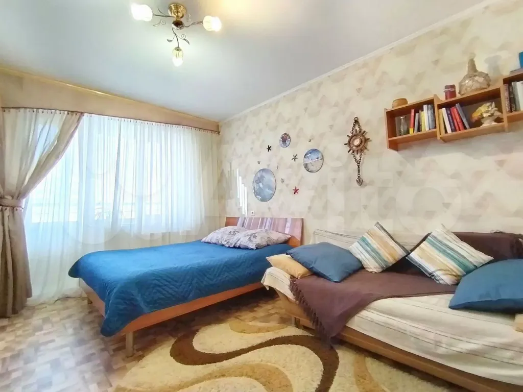 Уютная однокомнатная квартира, рядом тц, остановка