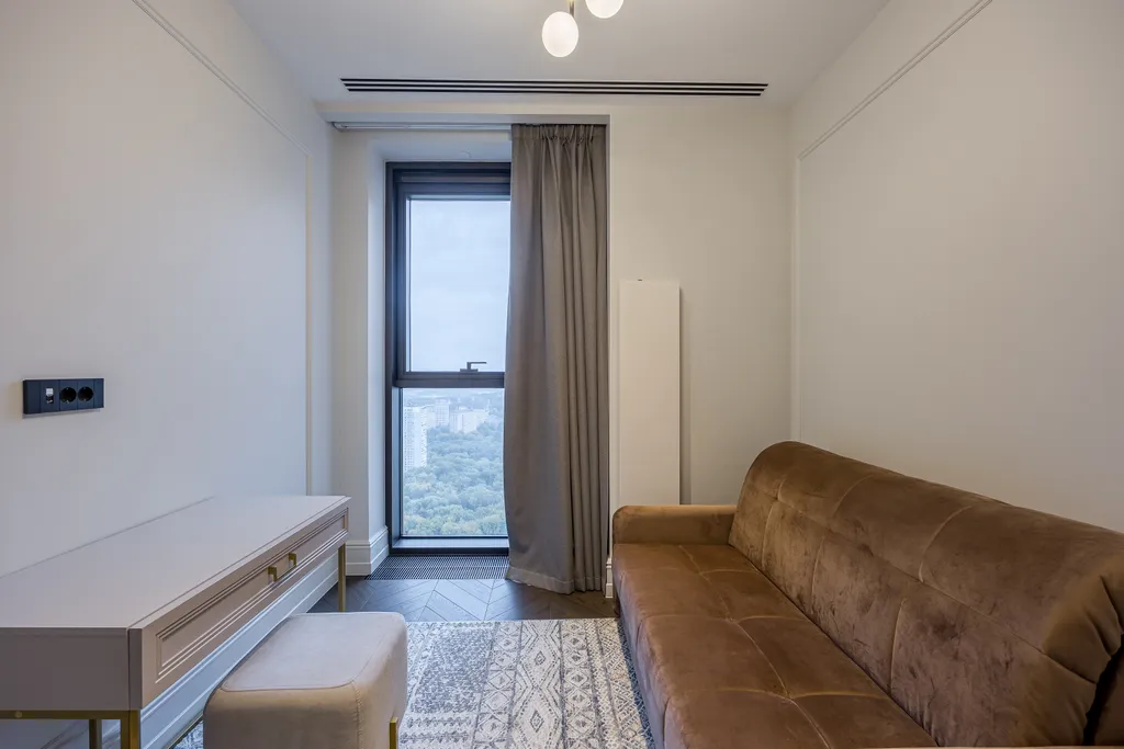 Евротрешка в 5-звездочном комплексе на 28 этаже