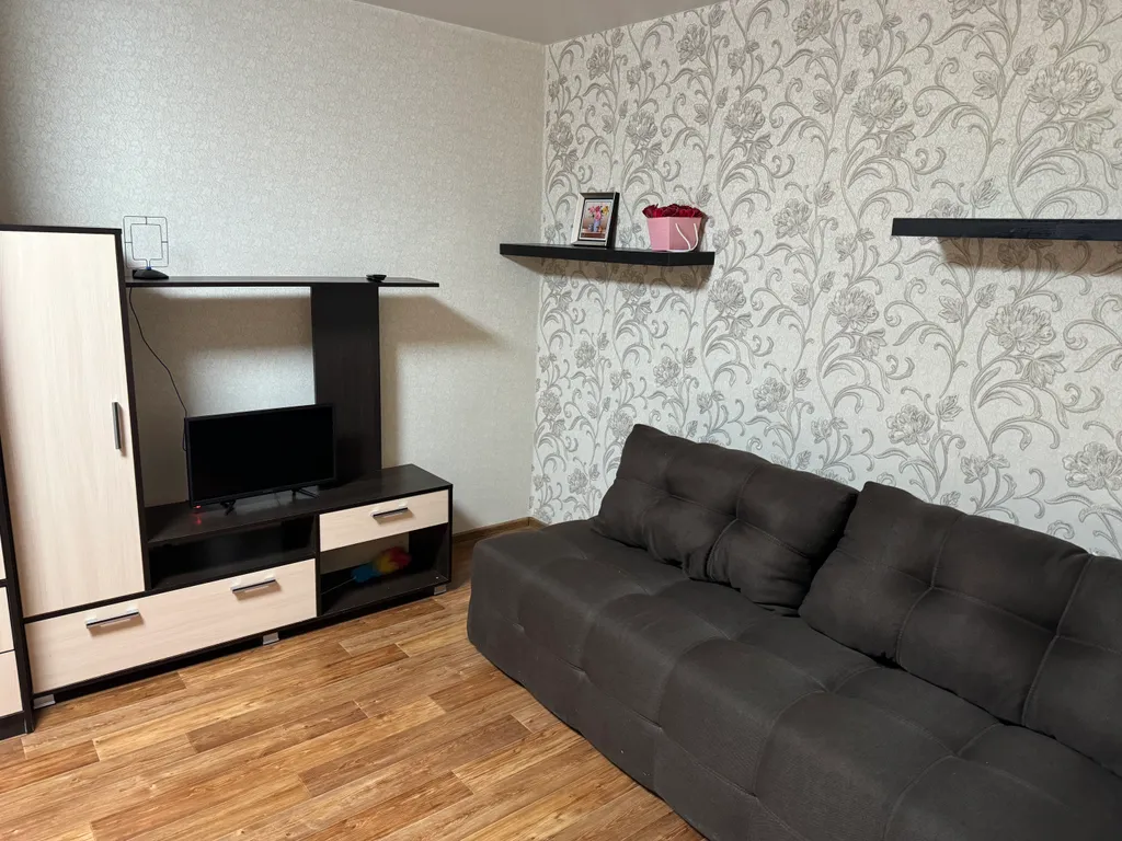 Уютная квартира рядом с бассейном и ледовым дворцом — аренда посуточно в Березники