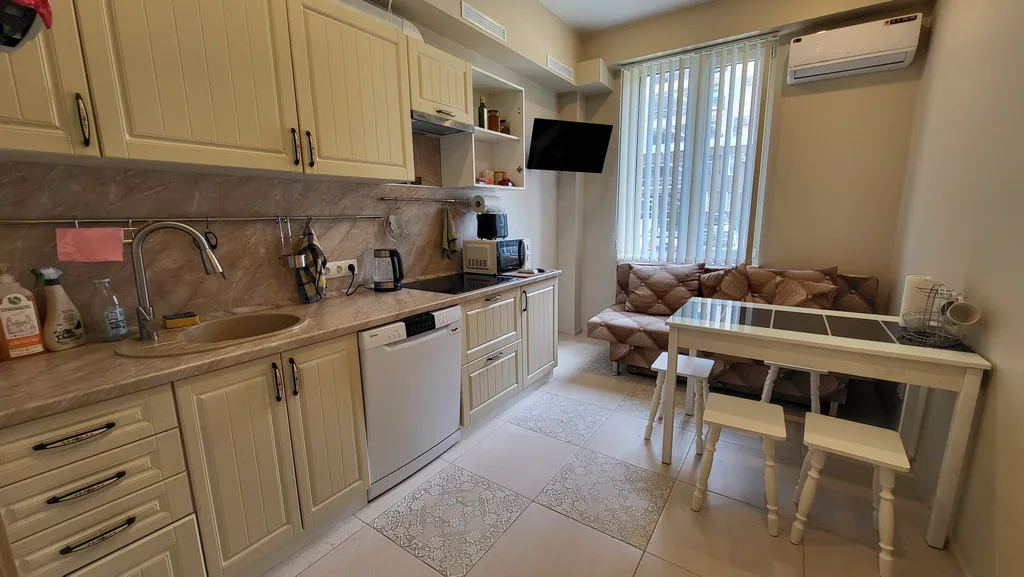 Квартира Квартира Евродвушка в современном жк — Лазаревское