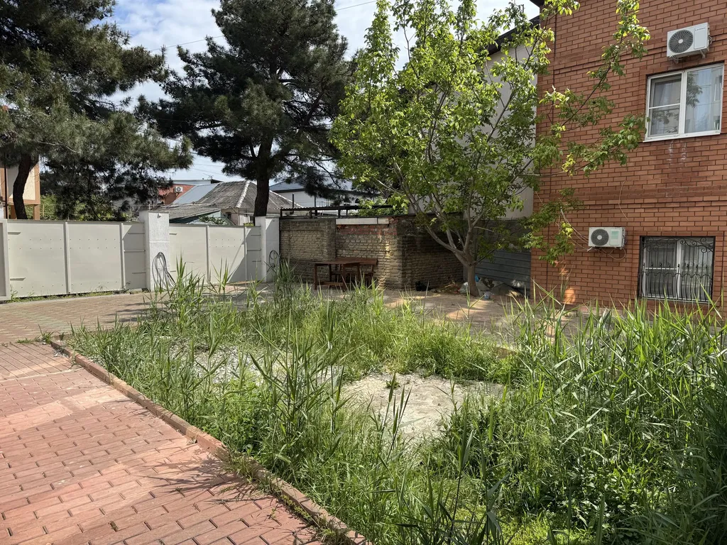 1-й этаж под ключ в центре - 15 мин до центрального пляжа