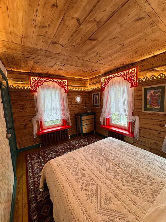 Светлица с мансардой