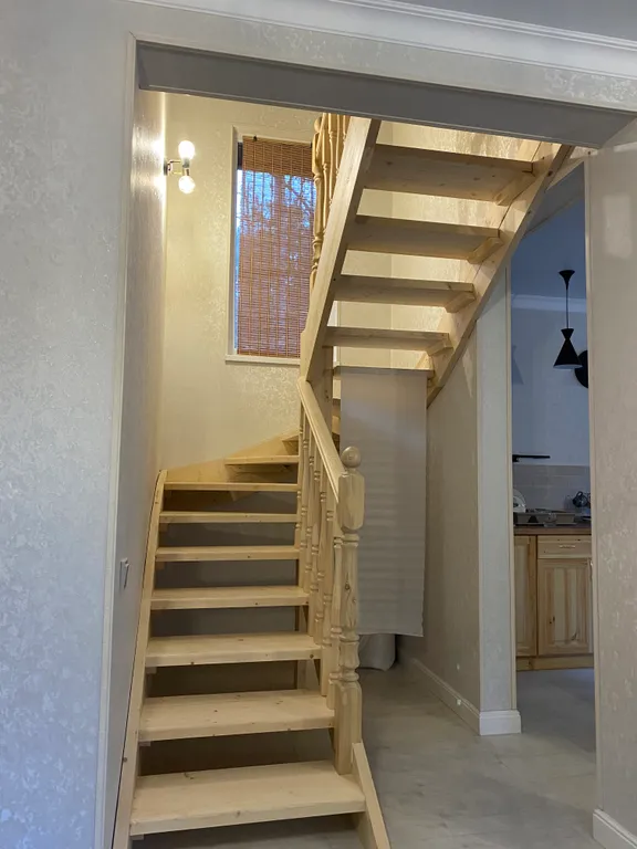 Malkar house с видом на гору Чегет