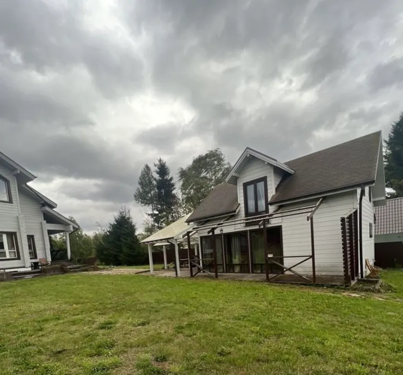 Дом с баней на праздник