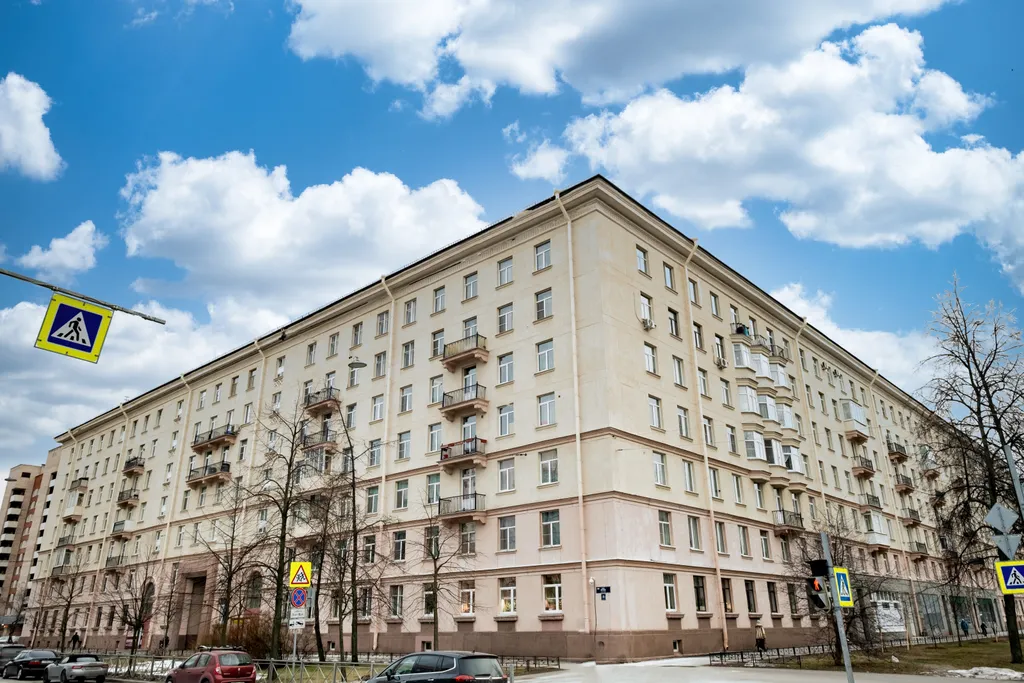 Просторная квартира у метро парк Победы