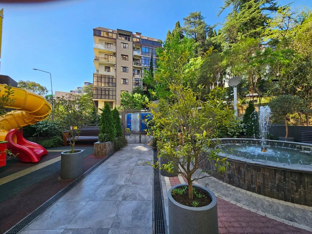 Квартира с видом на море и дизайнерским ремонтом в ЖК Метрополь