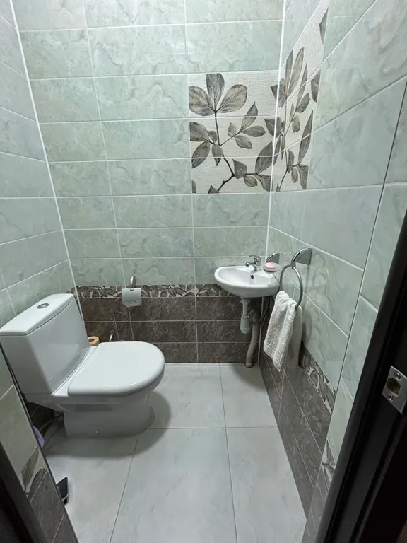 Уютный Коттедж возле парка Победы,свой двор и мангал.