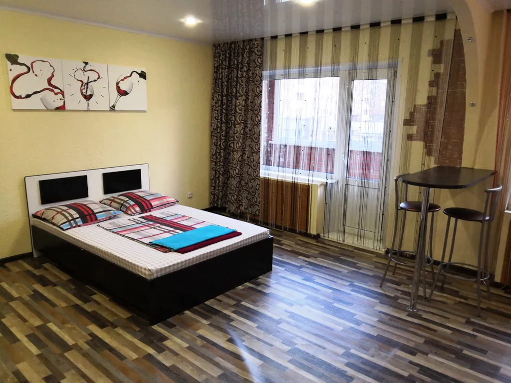 Студия на 1 этаже с балконом