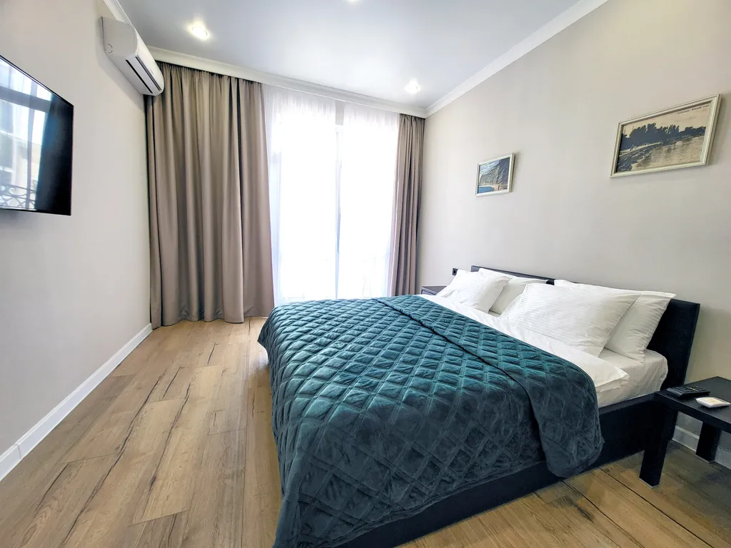 Квартира Апартаменты Emerald Comfort 3 в ЖК Изумрудный город — Геленджик